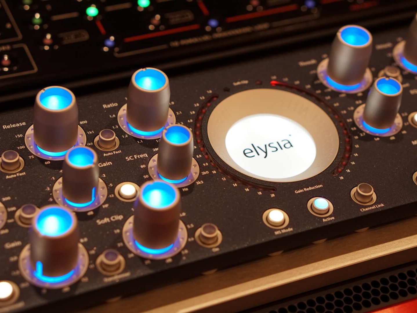 Soundation Studio Mastering Equipment Elysia Aplha Compressor